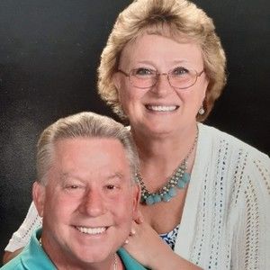 Meet your Posher, Dennis